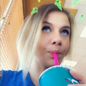 Meet your Posher, Jenn
